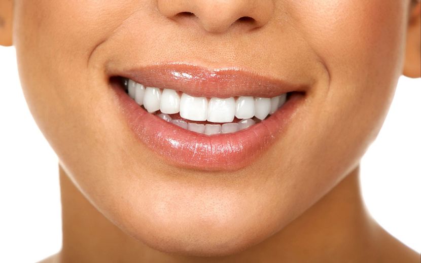 Как выполняется установка люминиров в стоматологии?