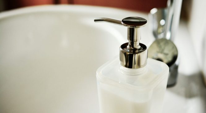 Как пользоваться антибактериальным мылом?