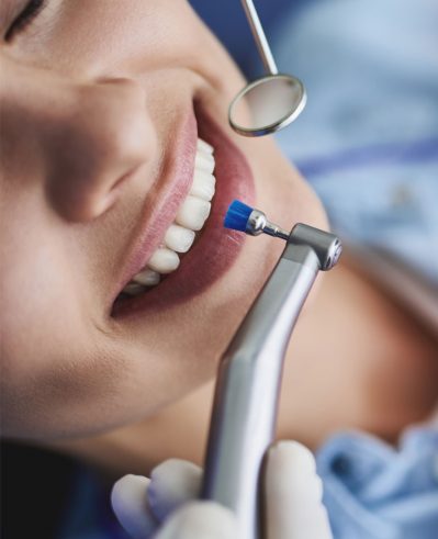 Почему важно регулярно ходить к стоматологу?
